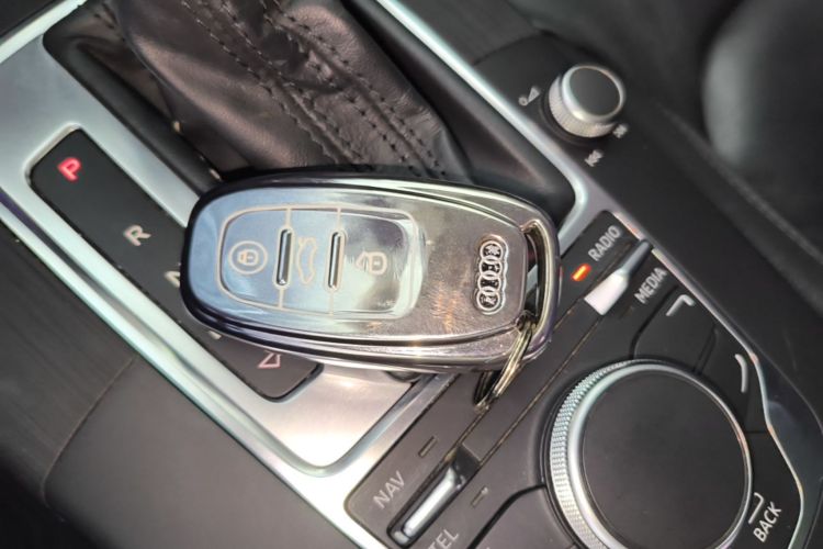 Audi A3 2017 #9 Audi A3 2017 car image #9