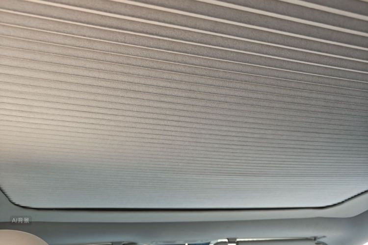 Tesla Model Y 2021 car image #20