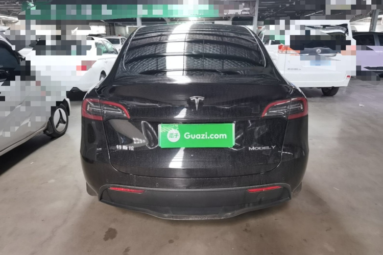 Tesla Model Y 2023 #6 Tesla Model Y 2023 car image #6