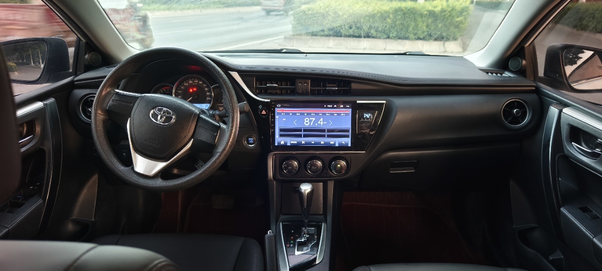 Toyota Corolla 2018 imagen de coche #8
