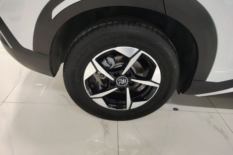 BYD YuanUP 2024 #10 BYD YuanUP 2024 car image #10
