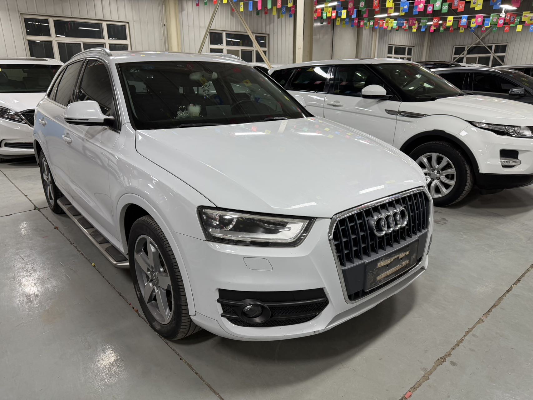 Audi Q3 2015 car image #3