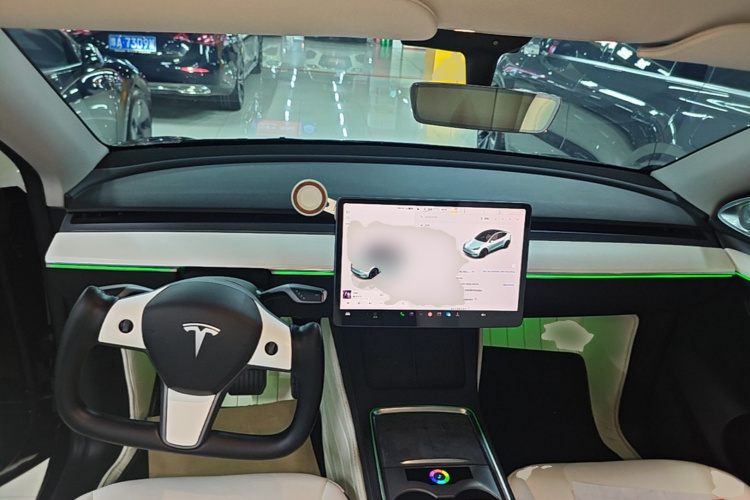 Tesla Model Y 2022 #11 Tesla Model Y 2022 car image #11