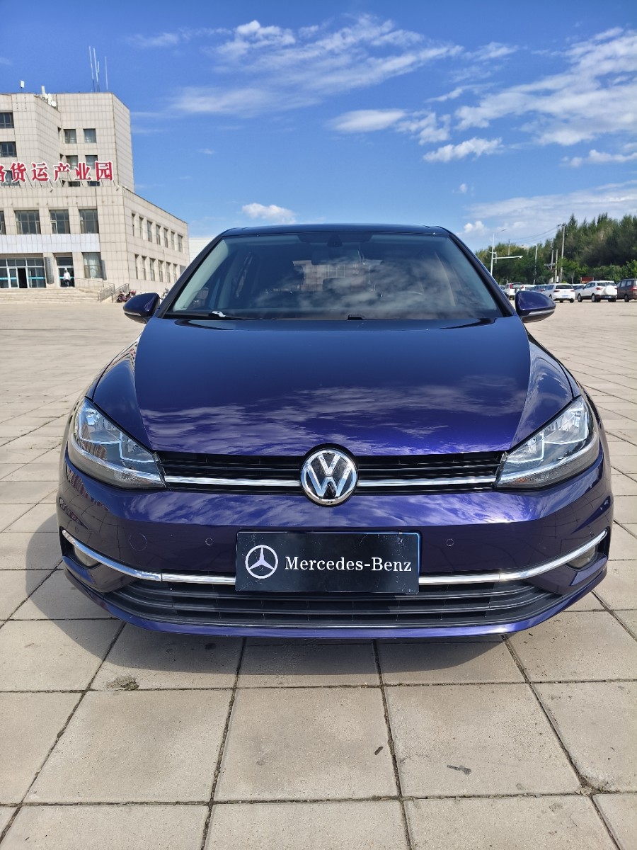 Volkswagen Golf 2018 Volkswagen Golf 2018 car image