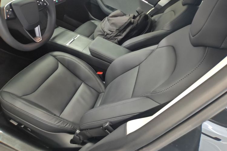 Tesla Model 3 2024 car image #19
