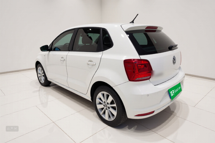Volkswagen Polo 2017 car image #5