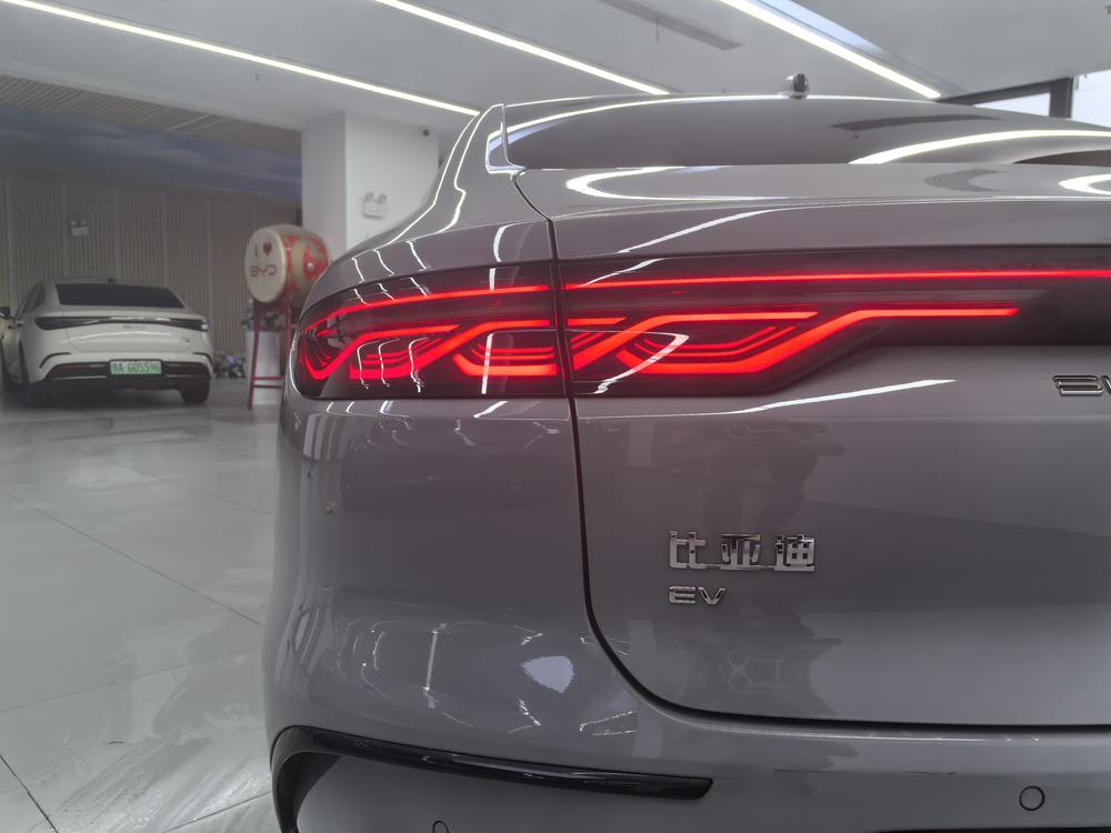 BYD Han 2024 car image #6