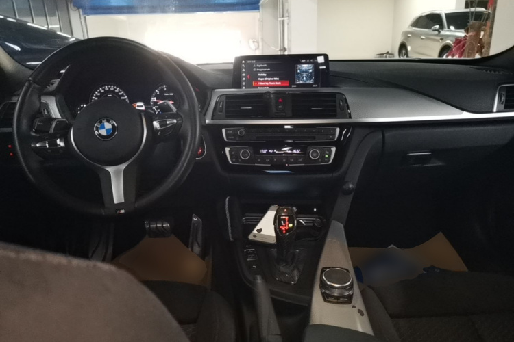 BMW 3 Series 2018 #10 BMW 3 Series 2018 car image #10