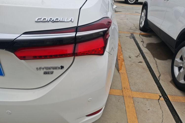 Toyota Corolla 2016 #8 Toyota Corolla 2016 car image #8