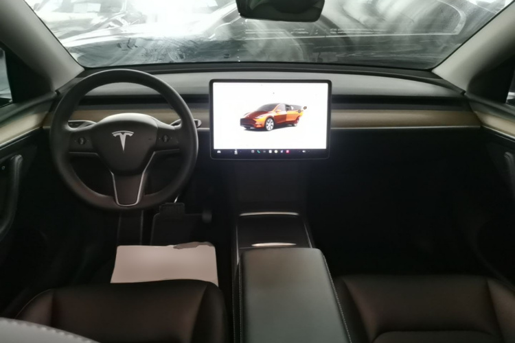 Tesla Model Y 2022 #11 Tesla Model Y 2022 immagine di auto #11