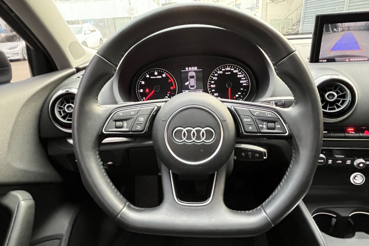 Audi A3 2019 imagem de carro #18