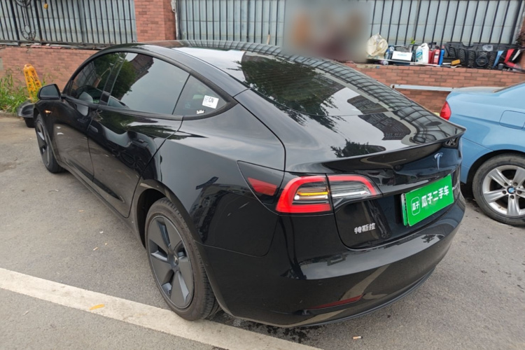 Tesla Model 3 2023 car image #5