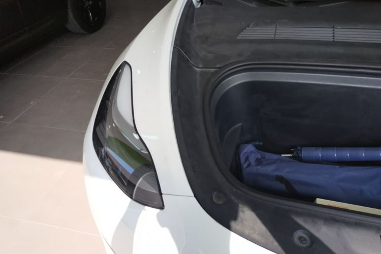 Tesla Model Y 2022 #23 Tesla Model Y 2022 car image #23