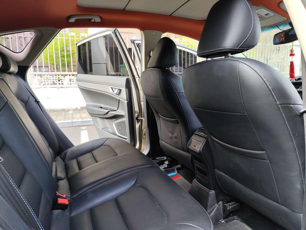 GEELY Emgrand GS 2016 #9 GEELY Emgrand GS 2016 car image #9