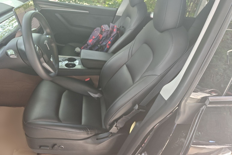 Tesla Model Y 2022 #15 Tesla Model Y 2022 car image #15