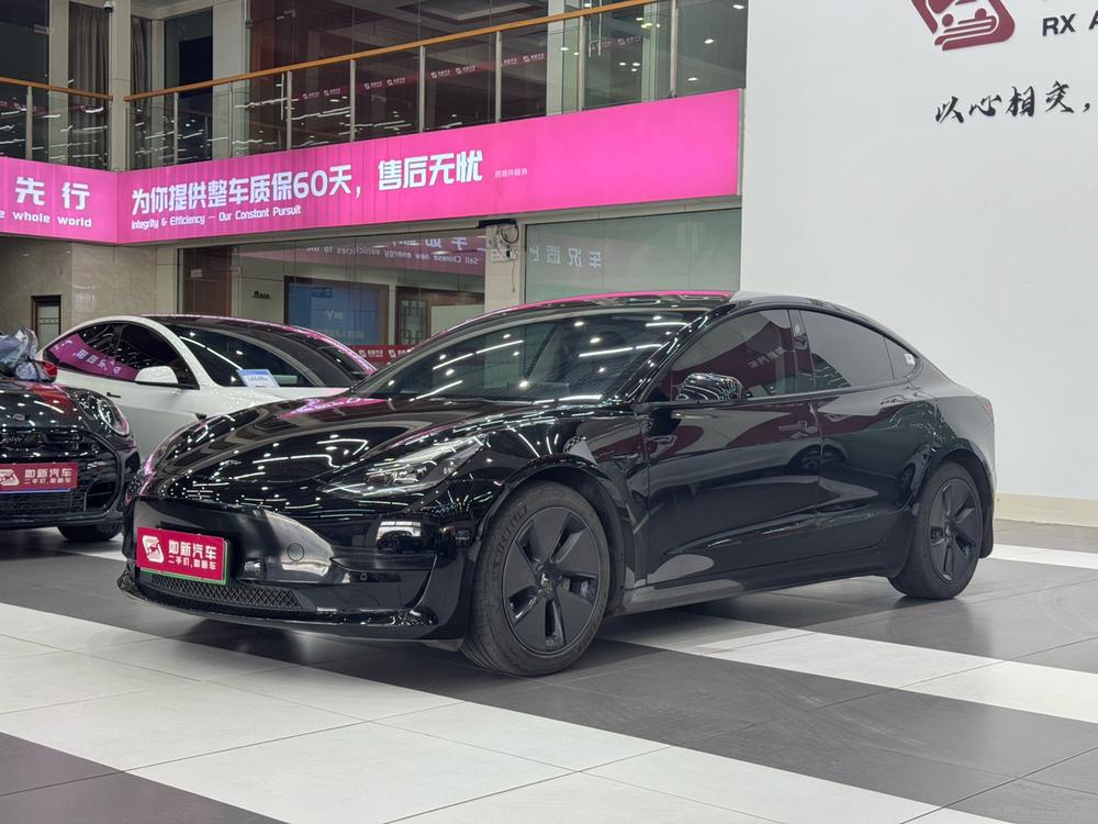 Tesla Model 3 2023 car image 