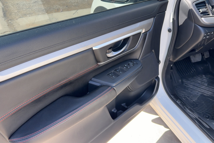 Honda CR-V 2018 car image #11