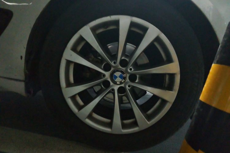 BMW 3 Series GT 2016 #9 BMW 3 Series GT 2016 car image #9