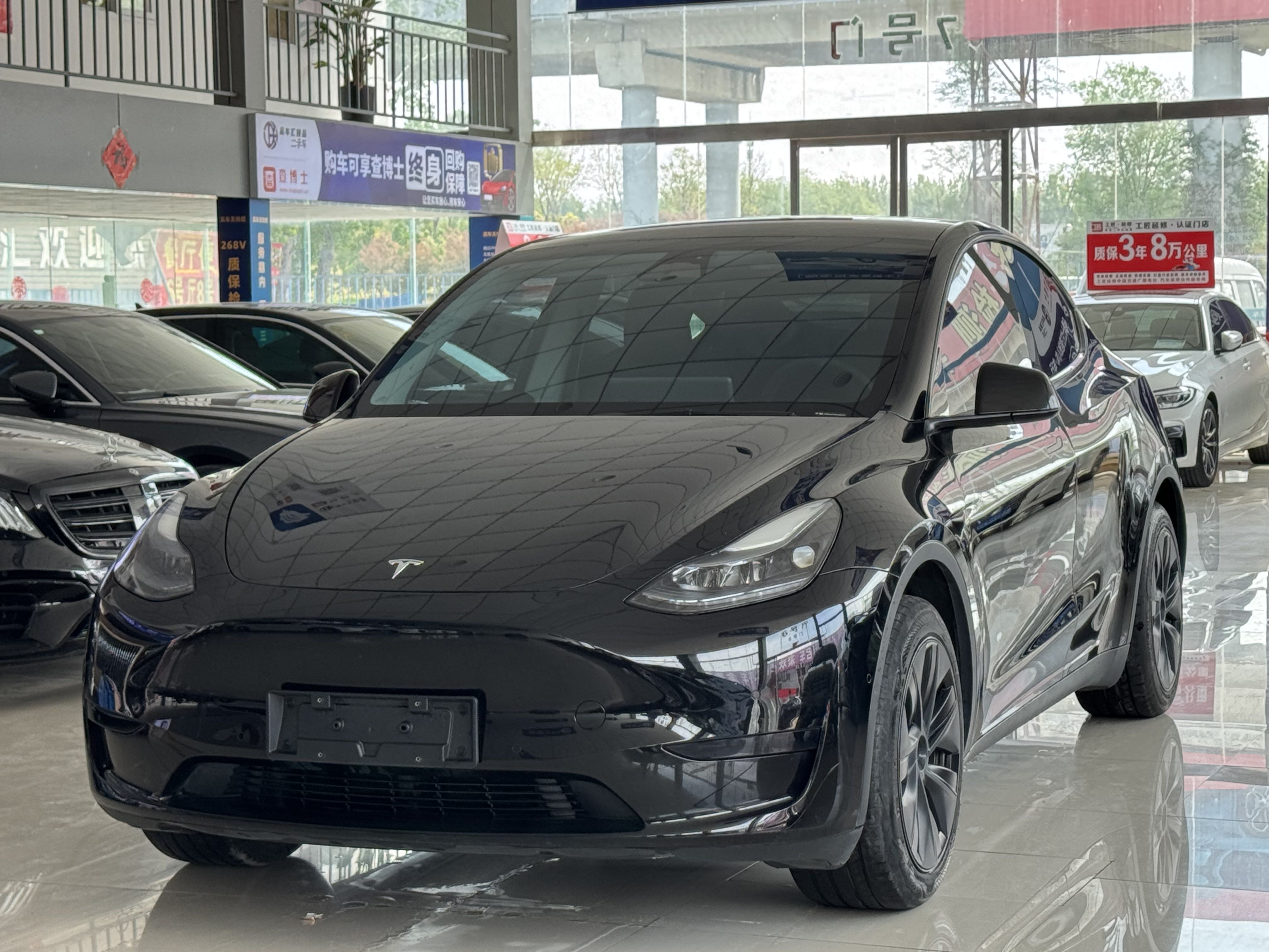 Tesla Model Y 2024 Tesla Model Y 2024 car image