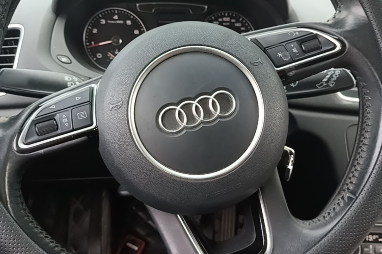 Audi Q3 2017 #11 Audi Q3 2017 car image #11
