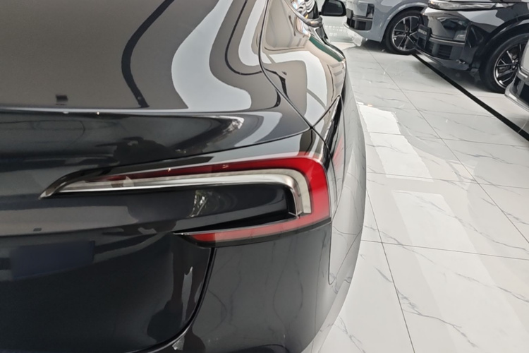 Tesla Model 3 2024 #8 Tesla Model 3 2024 car image #8