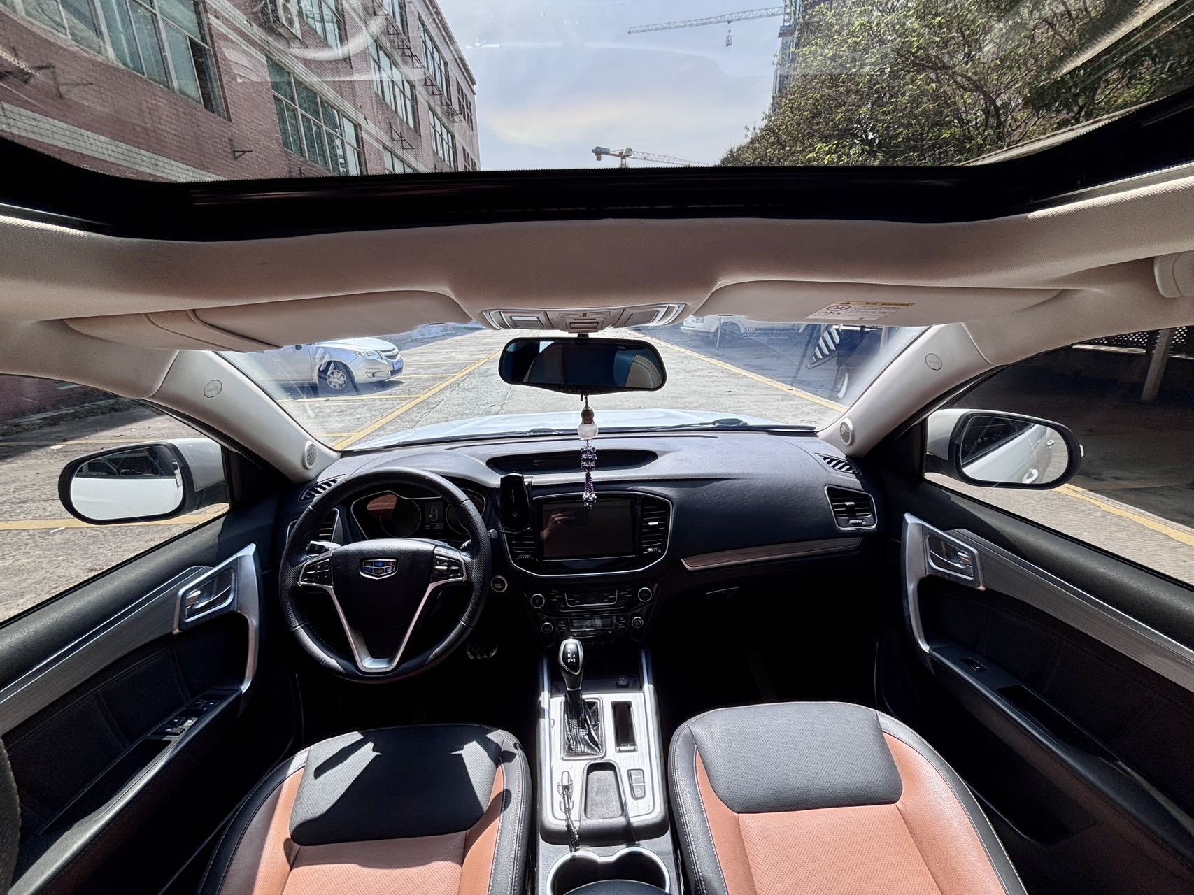 GEELY Vision X6 2017 изображение автомобиля #9