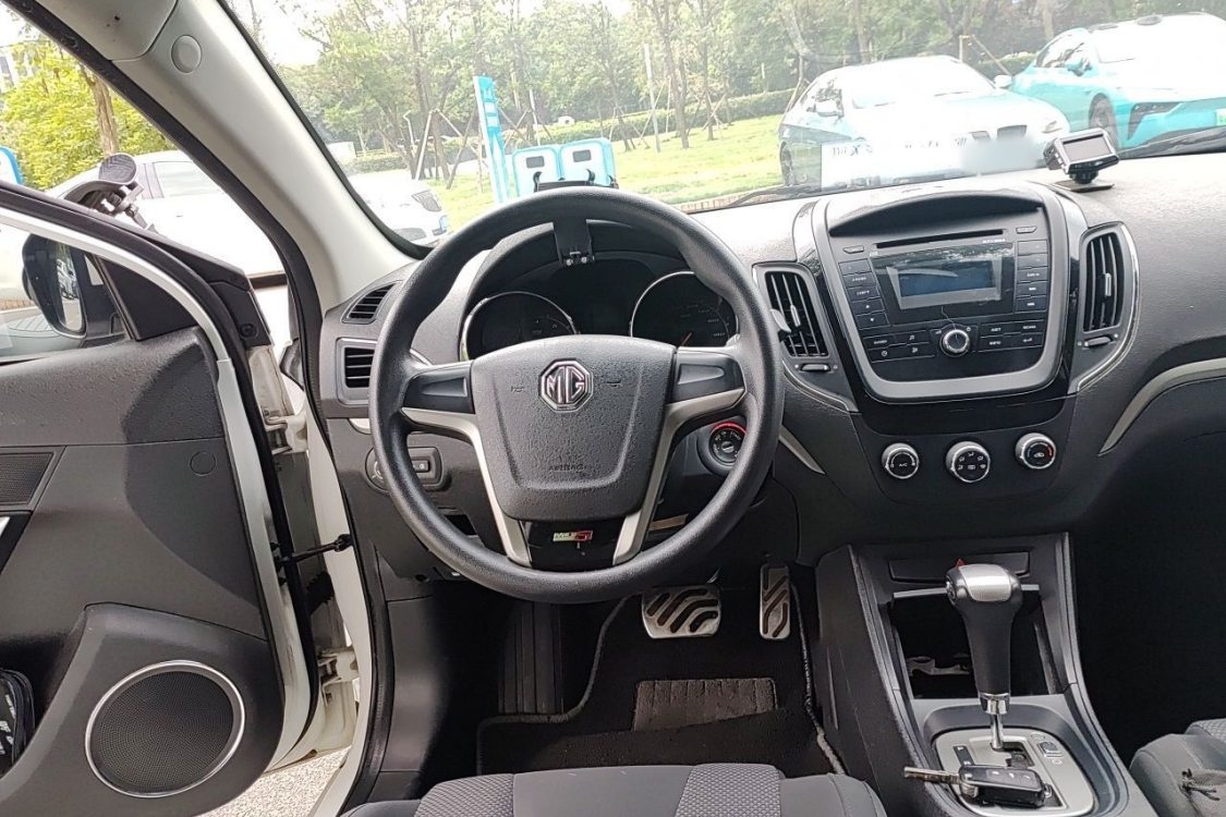 MG 5 2014 #22 MG 5 2014 car image #22