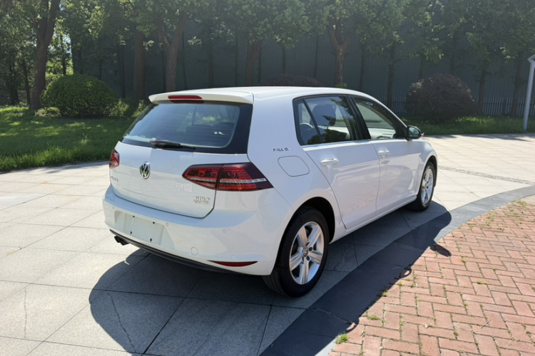 Volkswagen Golf 2017 #10 Volkswagen Golf 2017 car image #10