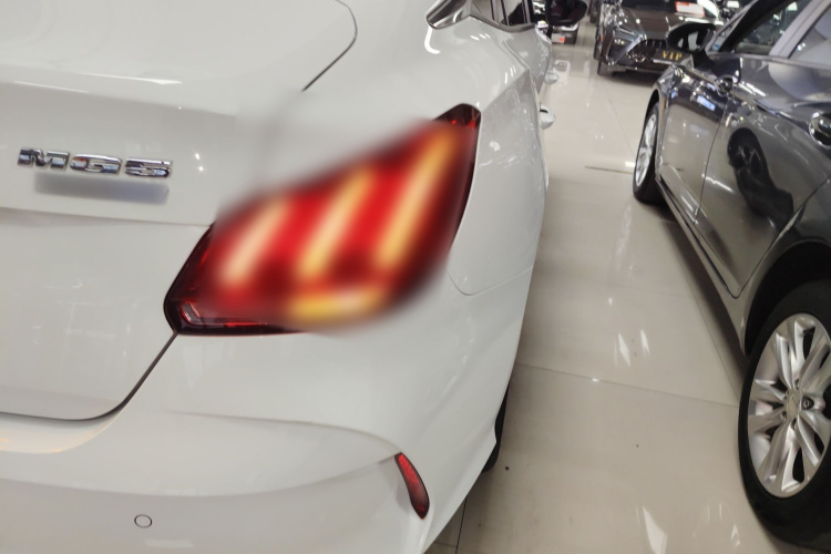 MG 5 2021 image de voiture #8