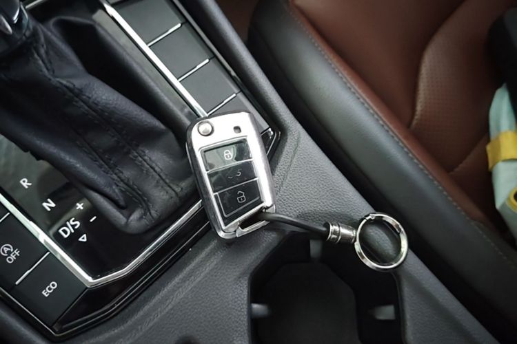 Volkswagen Lavida 2019 car image #9