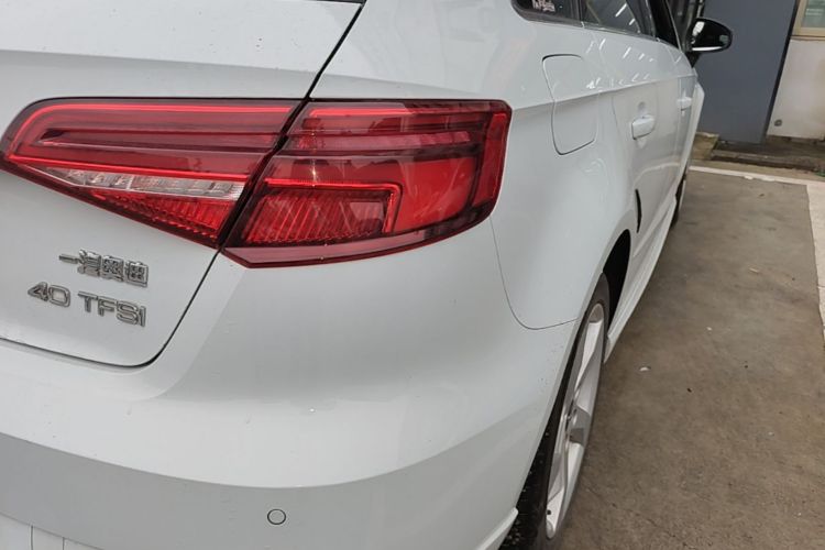 Audi A3 2018 imagen de coche #8