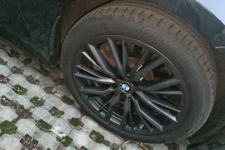 BMW 3 Series 2021 #9 BMW 3 Series 2021 صورة سيارة #9
