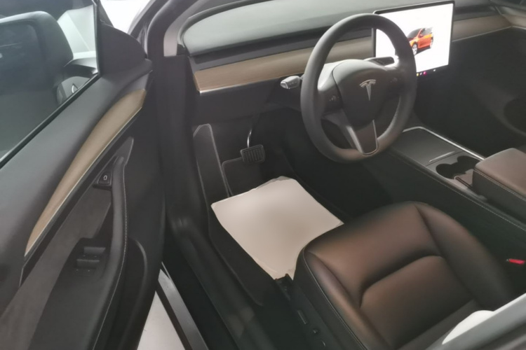 Tesla Model Y 2022 #12 Tesla Model Y 2022 immagine di auto #12