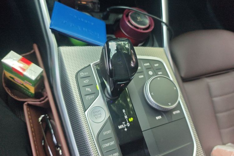 BMW 3 Series 2019 #27 BMW 3 Series 2019 car image #27