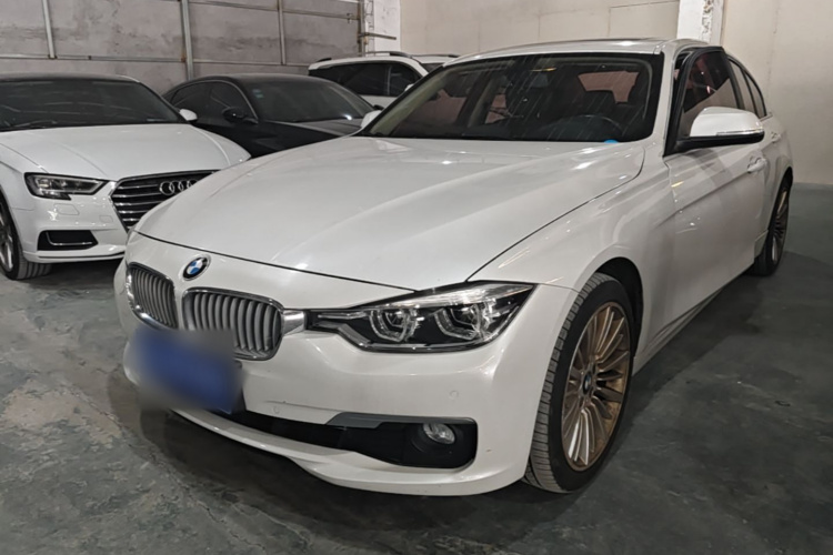 BMW 3 Series 2018 #2 BMW 3 Series 2018 car image #2