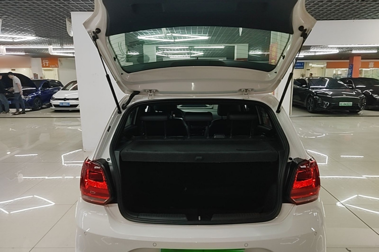 Volkswagen Polo 2019 #19 Volkswagen Polo 2019 car image #19