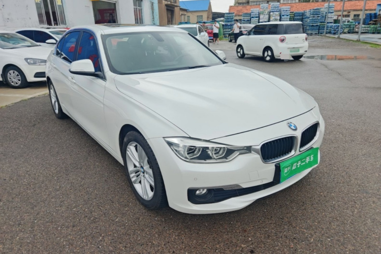 BMW 3 Series 2017 #4 BMW 3 Series 2017 car image #4