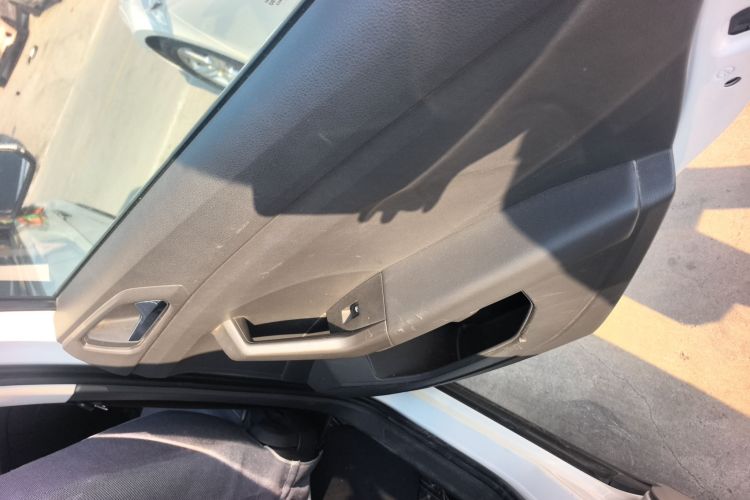 Volkswagen Tharu 2021 car image #11