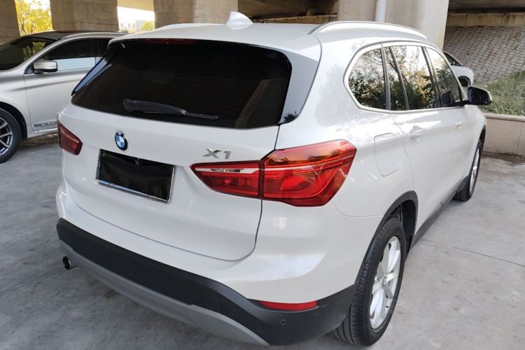 BMW X1 2018 #7 BMW X1 2018 immagine di auto #7