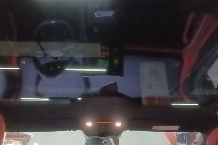 MI SU7 2025 car image #18