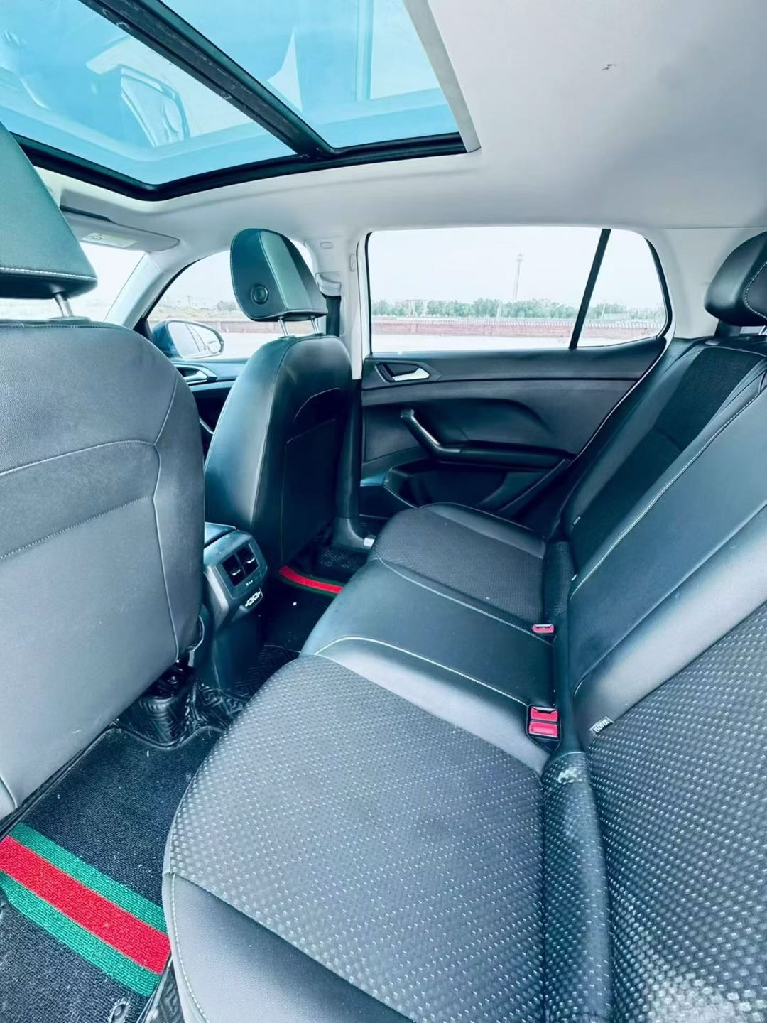 Volkswagen Tacqua 2021 car image #4