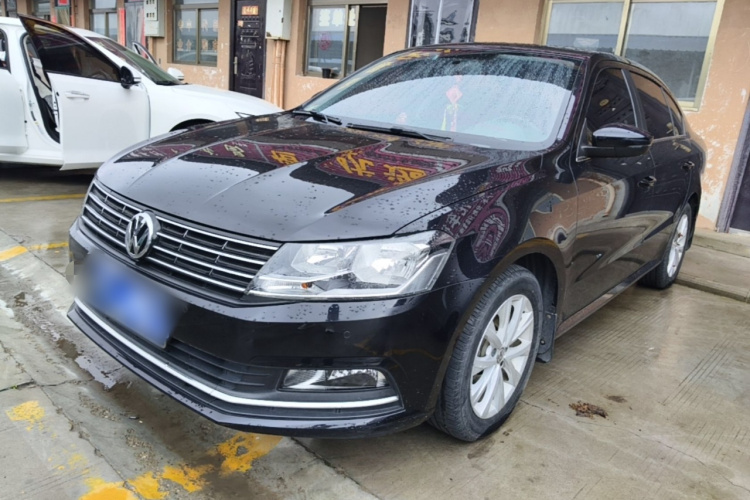 Volkswagen Lavida 2016 car image #2