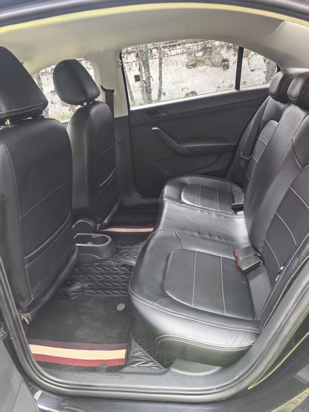Volkswagen Santana 2019 #8 Volkswagen Santana 2019 car image #8