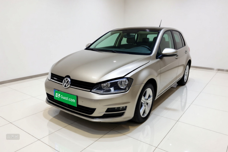 Volkswagen Golf 2015 car image #2