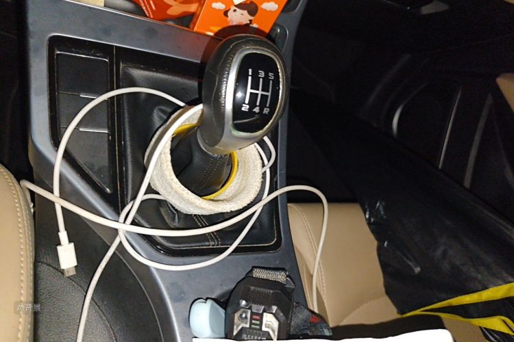 GEELY Emgrand 2018 car image #16