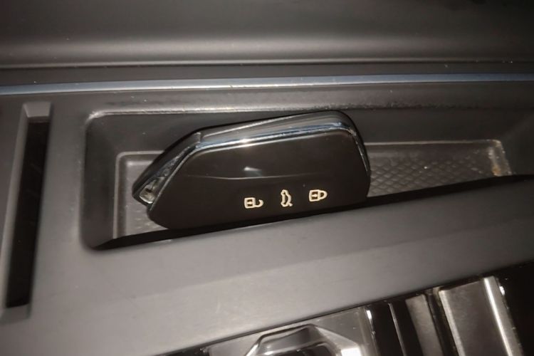 Volkswagen Golf 2021 #9 Volkswagen Golf 2021 car image #9