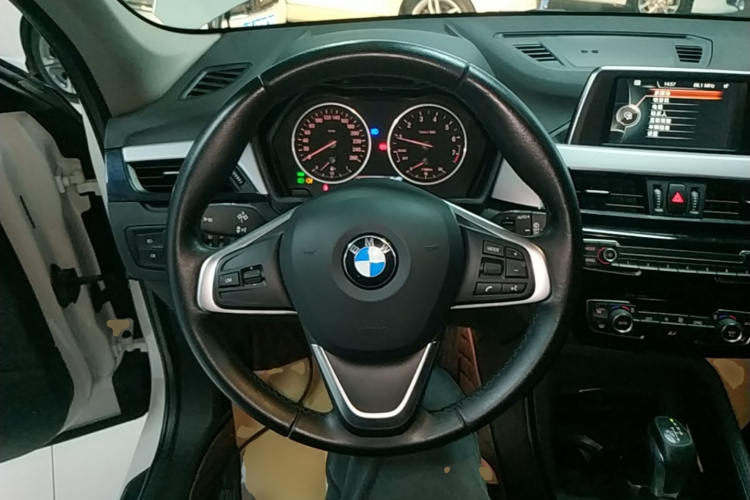 BMW X1 2017 #11 BMW X1 2017 car image #11