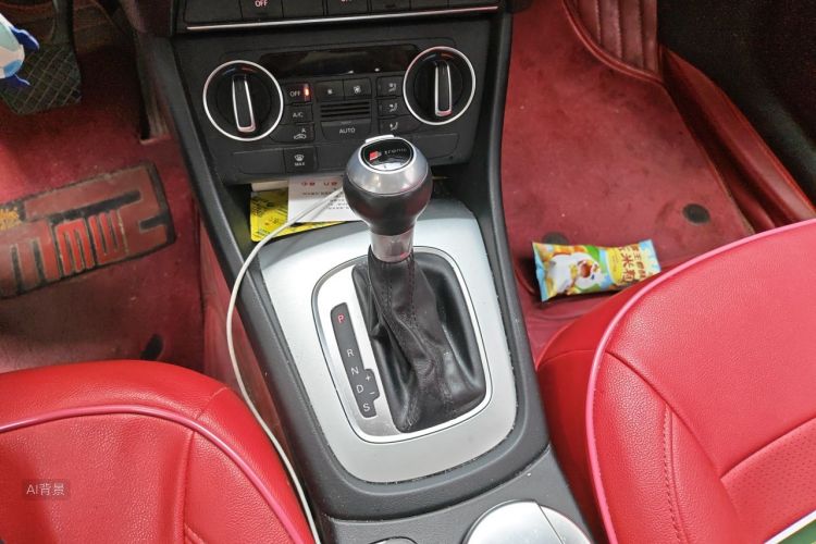 Audi Q3 2018 #16 Audi Q3 2018 car image #16