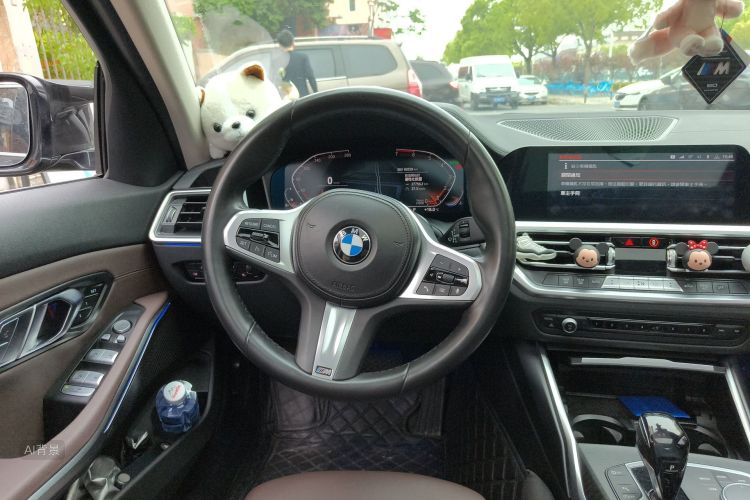 BMW 3 Series 2020 #12 BMW 3 Series 2020 car image #12