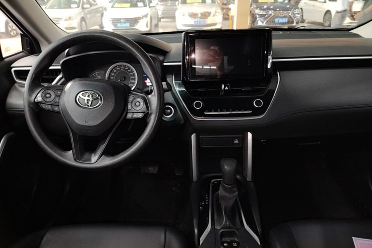 Toyota Corolla Cross 2023 car image #10